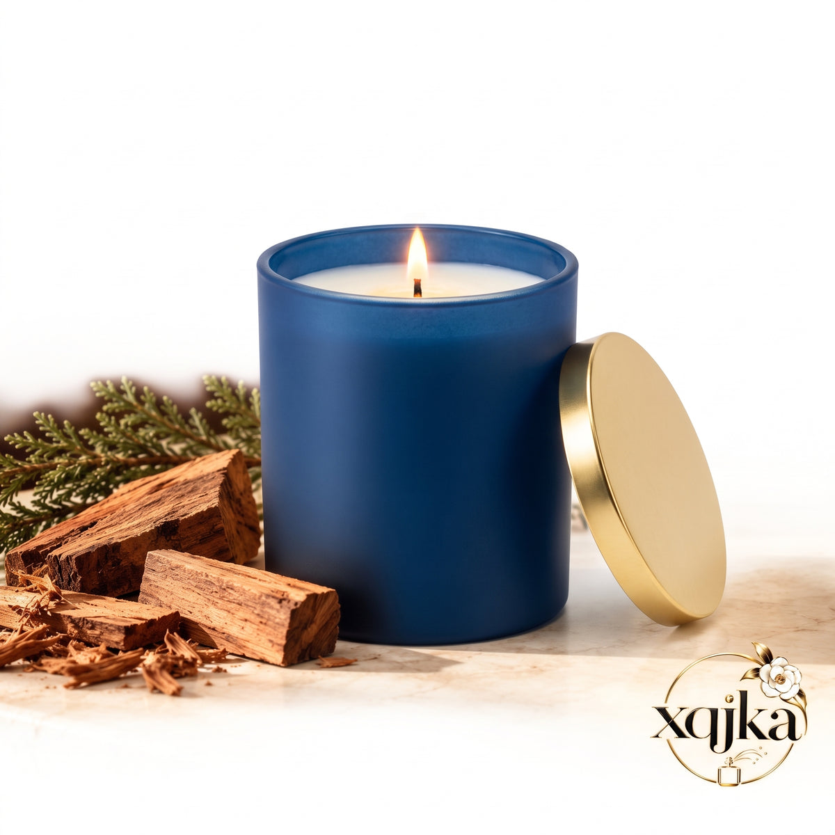Cedar Noir Scented Candle